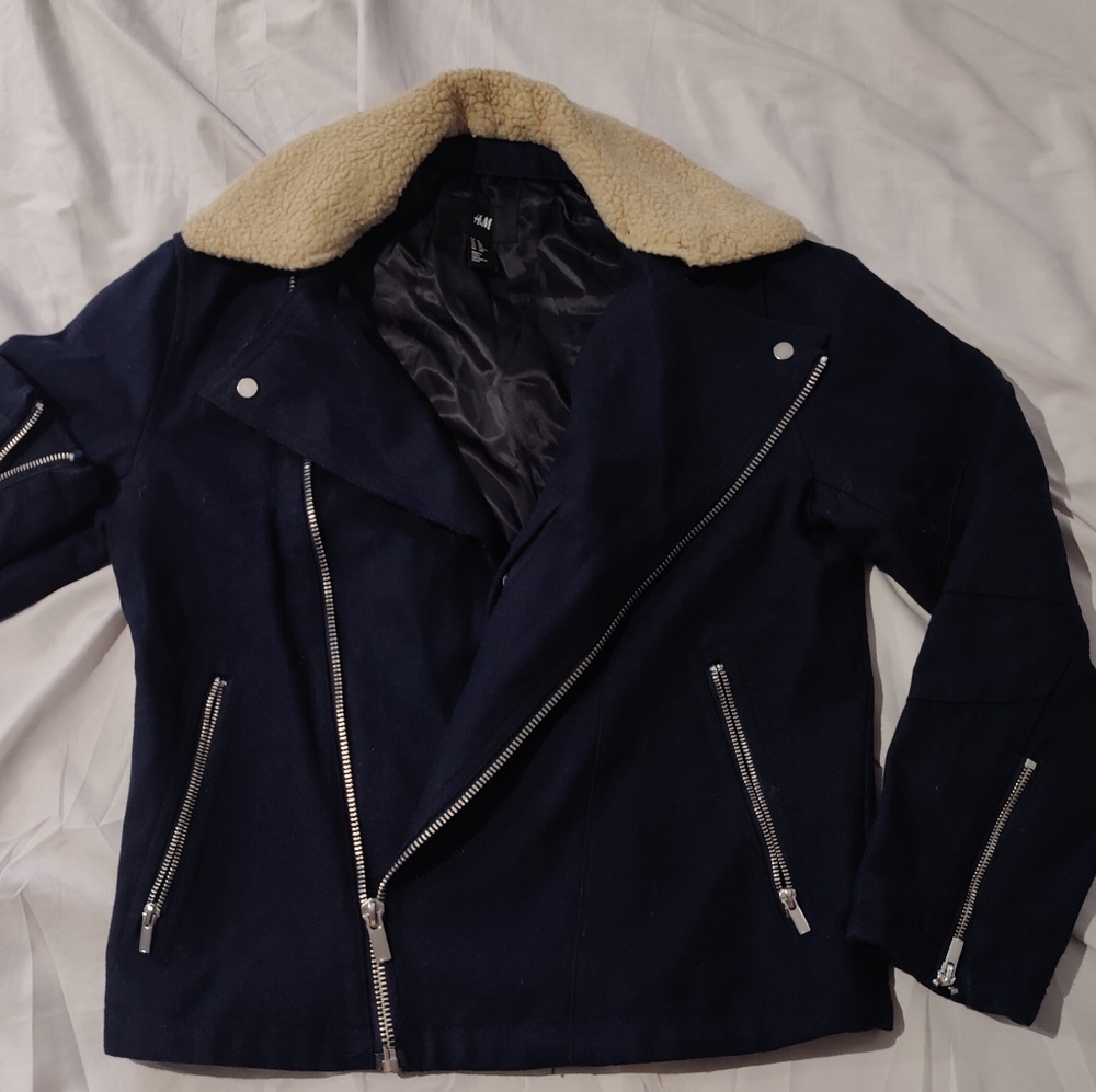 Small H&M blue jacket with zippers